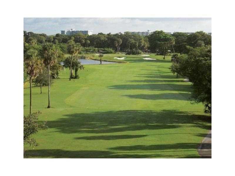 4020 West PALM AIRE DR, Pompano Beach, FL 33069