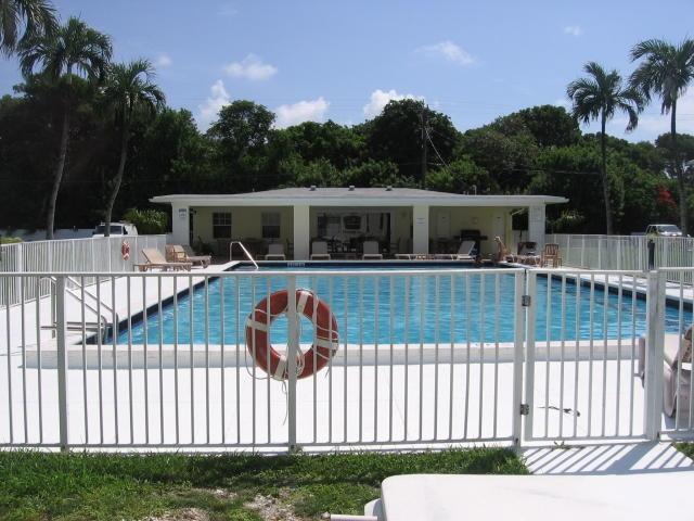 40 High Point Road, Plantation Key, FL 33070