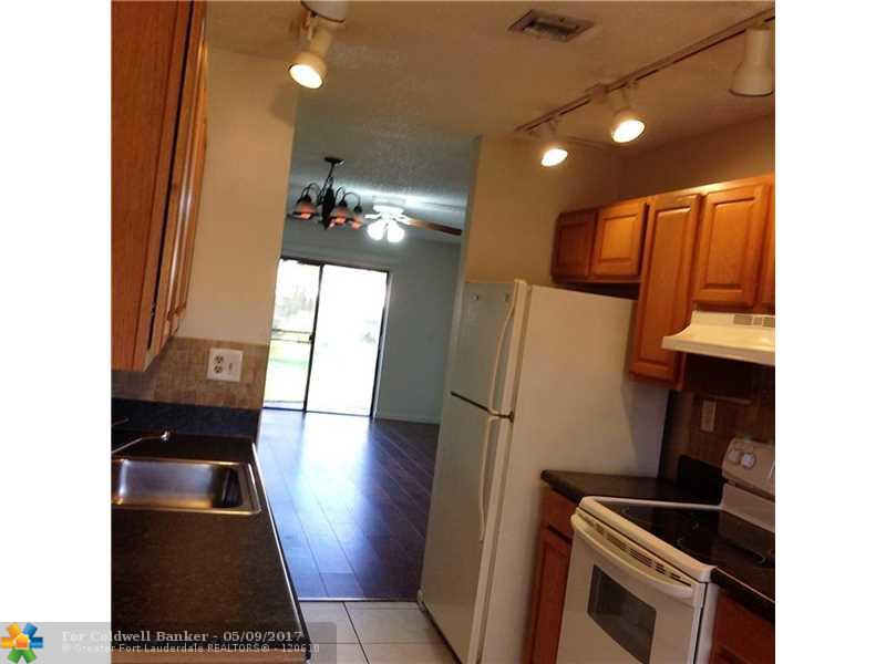 1339 NW 94th Way, Coral Springs, FL 33071