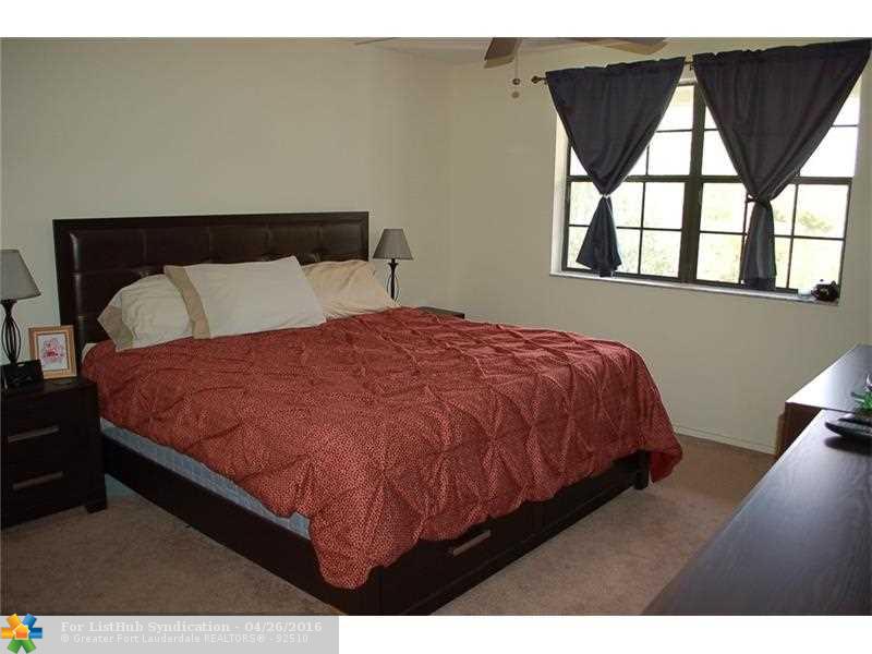 11295 W Atlantic Blvd 307, Coral Springs, FL 33071