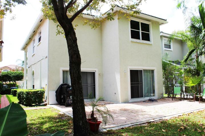 10363 NW 7th Street, Coral Springs, FL 33071
