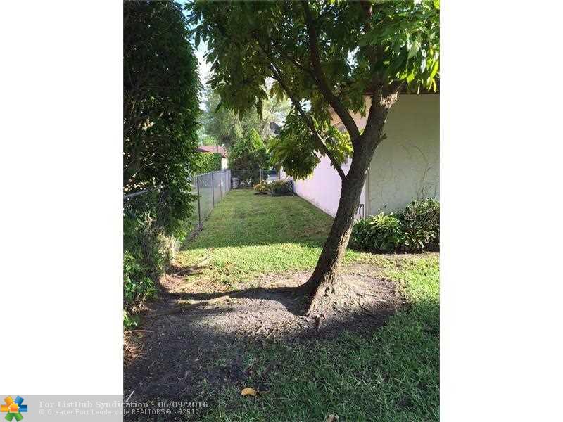 8959 NW 20 MANOR, Coral Springs, FL 33071