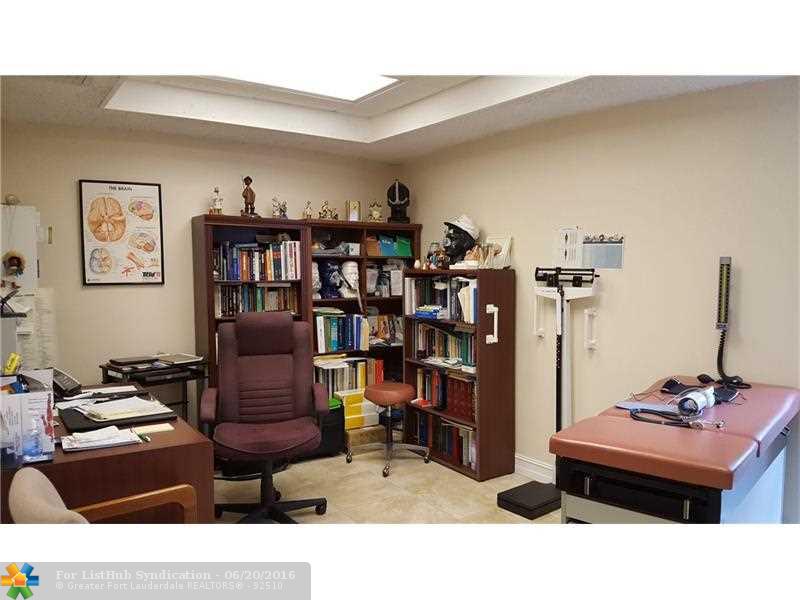 1500 N University Dr 200, Coral Springs, FL 33071