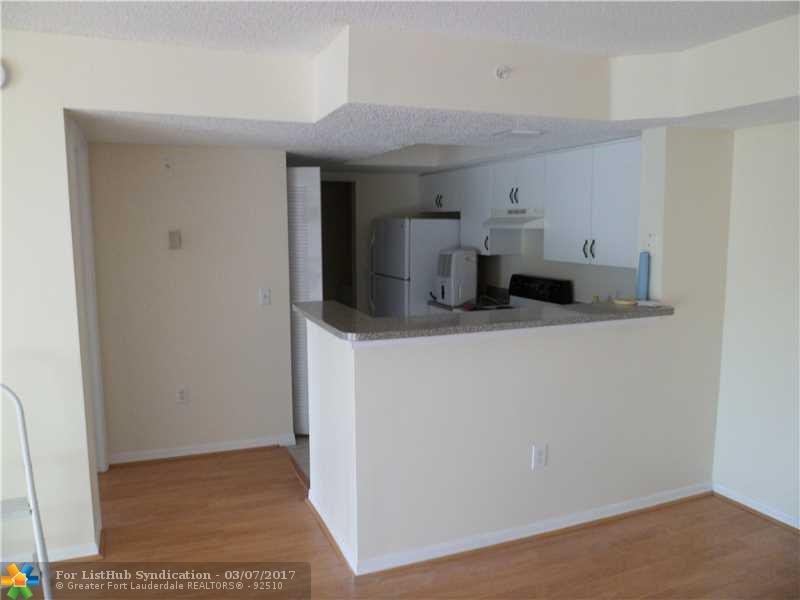 5045 Wiles Rd 201, Coconut Creek, FL 33073