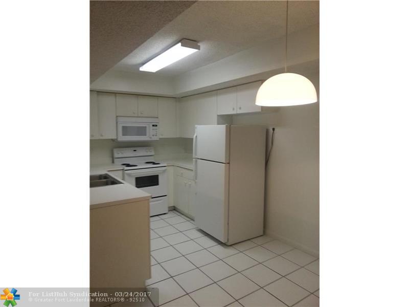 5550 NW 61st St, Coconut Creek, FL 33073