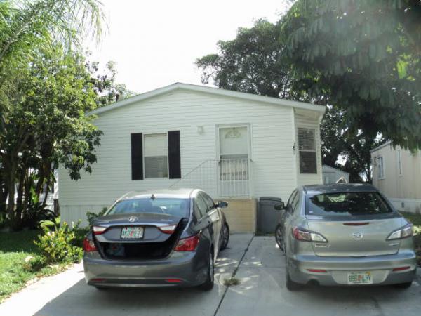 Country Lakes 160 Model Row Lot 16Coconut Creek, FL 33073
