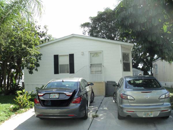 Country Lakes 160 model rowCoconut Creek, FL 33073