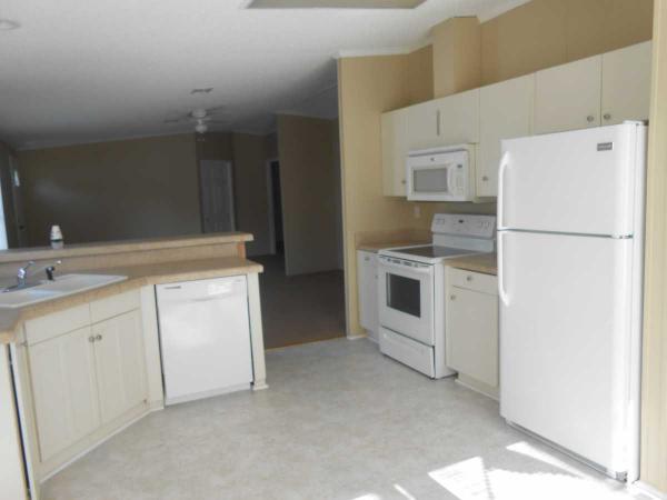 Country Lakes 6800 NW 39 AveCoconut Creek, FL 33073