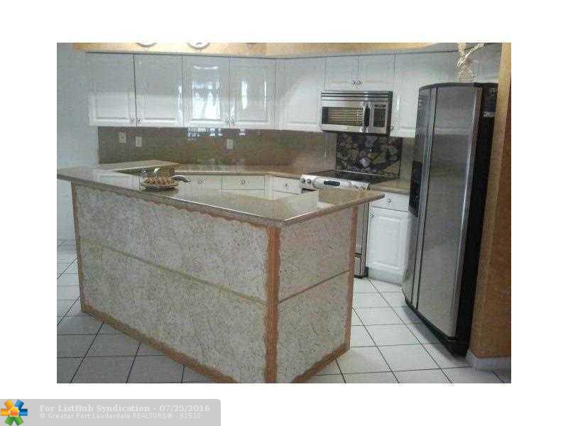 6360 NW 41st Ter, Coconut Creek, FL 33073