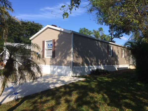 Country Lakes 6800 NW 39th AvenueCoconut Creek, FL 33073