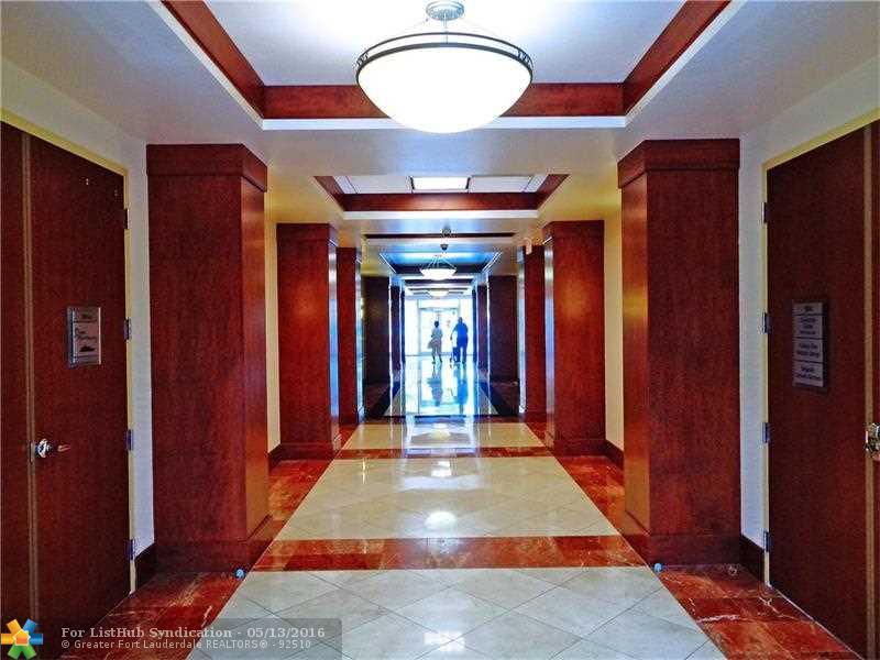 5850 Coral Ridge Dr. 202, Coral Springs, FL 33076