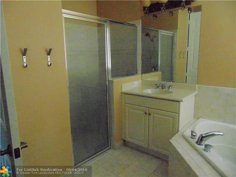 12720 NW 78th Mnr, Parkland, FL 33076