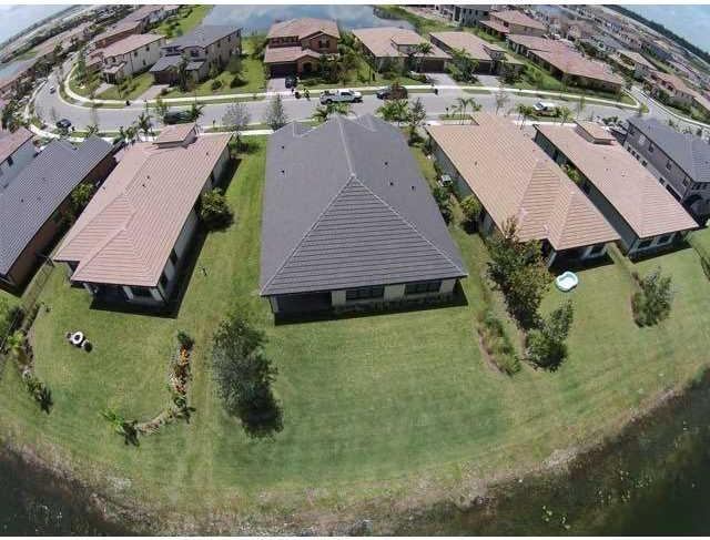 8890 S Carrington Ave, Parkland, FL 33076
