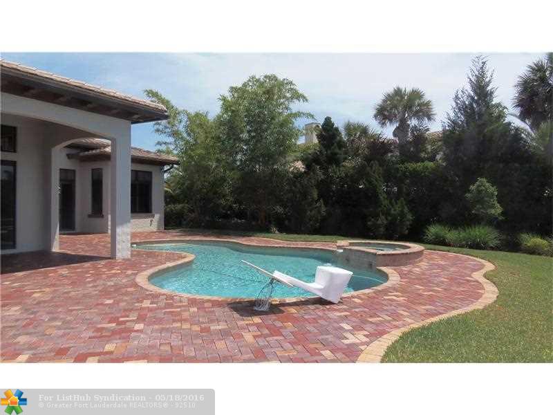 6875 Long Leaf Dr, Parkland, FL 33076