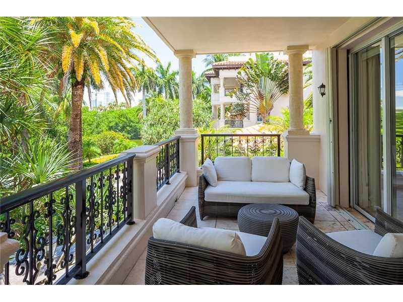 19227Fisher Island Dr, Miami Beach, FL 33109