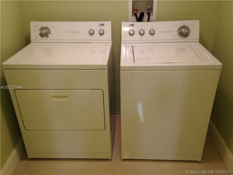 4242 Northwest 2nd St, Miami, FL 33126