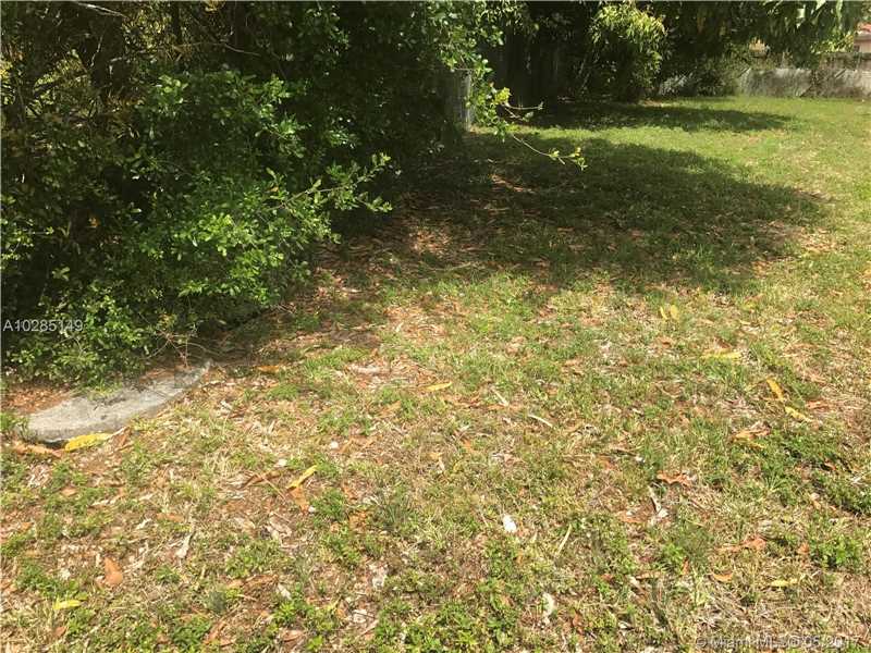 255 Northwest 62 AV, Miami, FL 33126