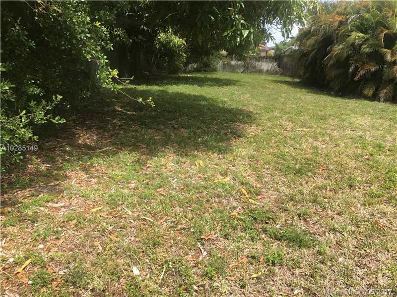 255 Northwest 62 AV, Miami, FL 33126