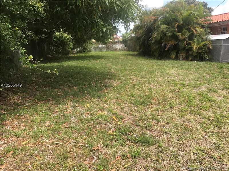 255 Northwest 62 AV, Miami, FL 33126