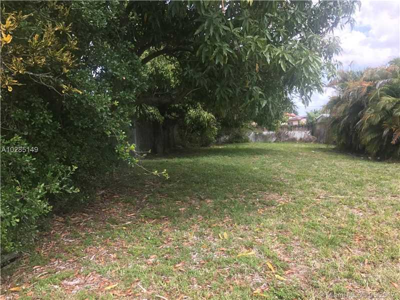 255 Northwest 62 AV, Miami, FL 33126