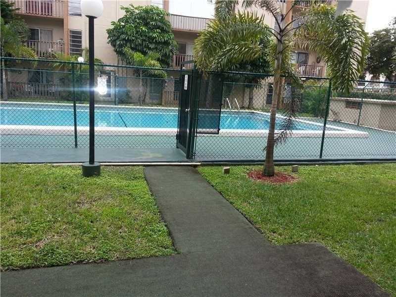 4855 Northwest 7th St, Miami, FL 33126