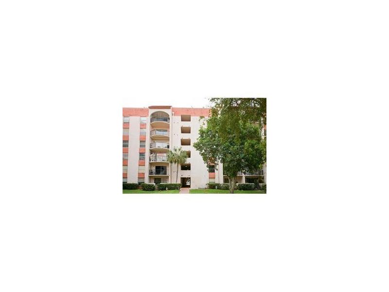 5201 Northwest 7th St, Miami, FL 33126