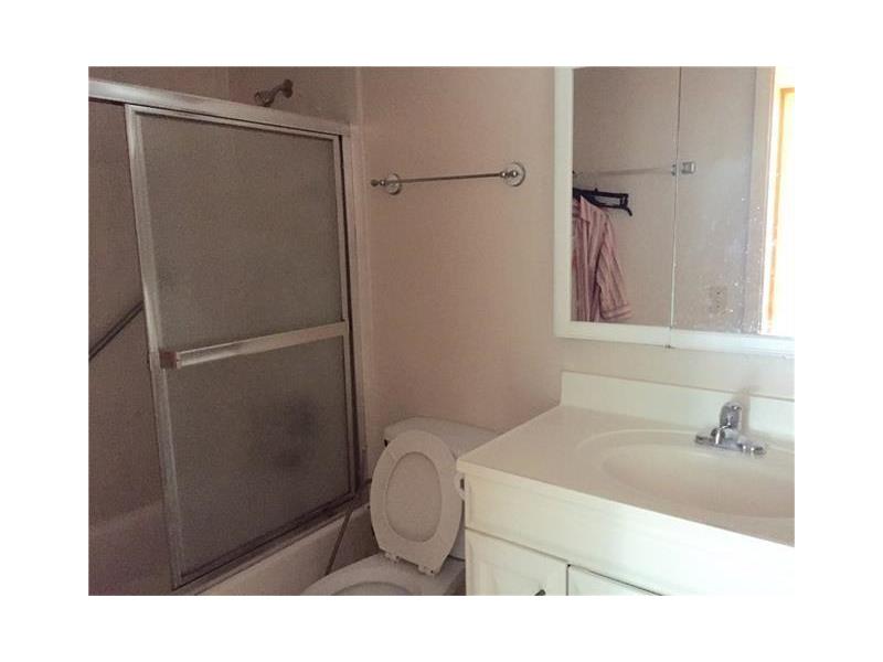 5201 Northwest 7th St, Miami, FL 33126