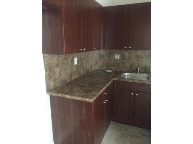 5199 Northwest 7th St, Miami, FL 33126