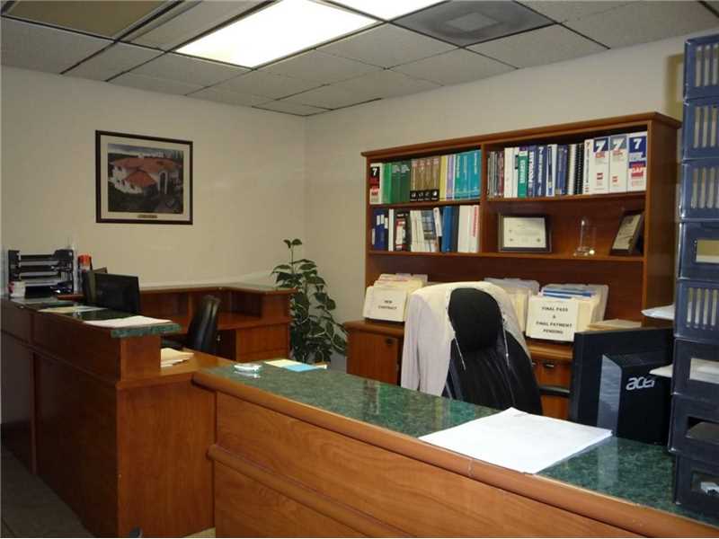 7570 Northwest 14th St, Miami, FL 33126
