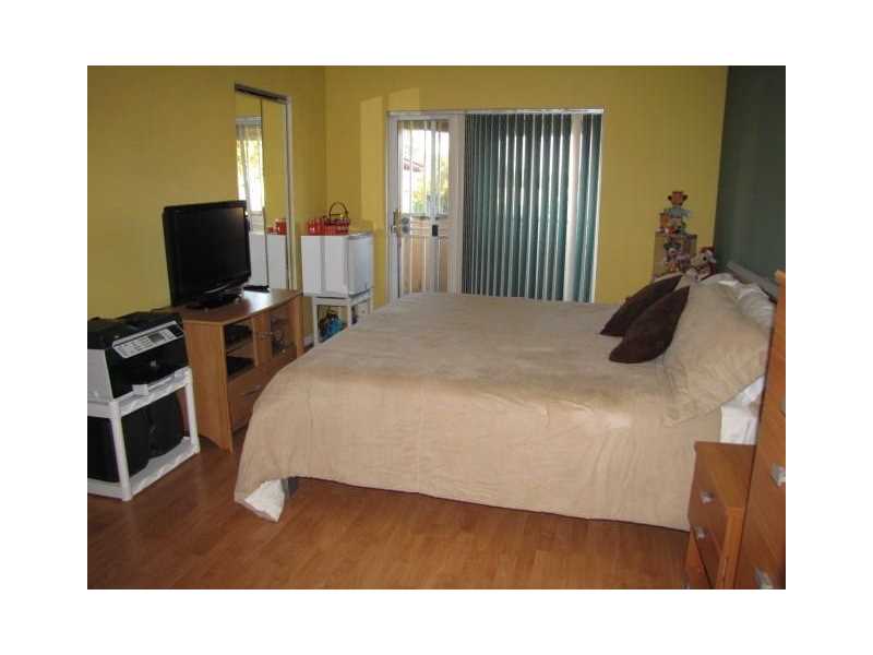 8550 Northwest 3rd Ln, Miami, FL 33126