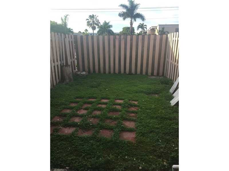 8255 Northwest 6th Ter, Miami, FL 33126