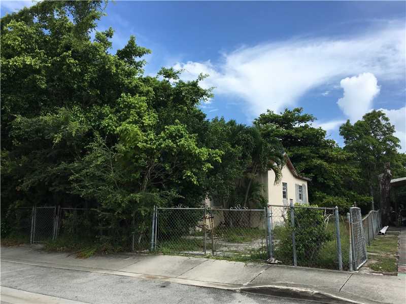 279 NW 57th St, Miami, FL 33127