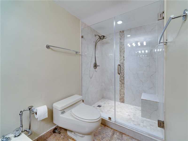 1627BRICKELL AV, Miami, FL 33129