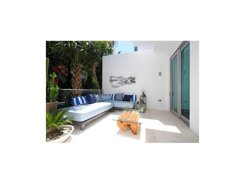 2110Brickell Ave, Miami, FL 33129