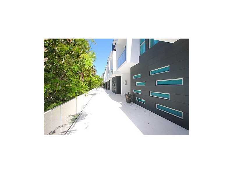 2110Brickell Ave, Miami, FL 33129