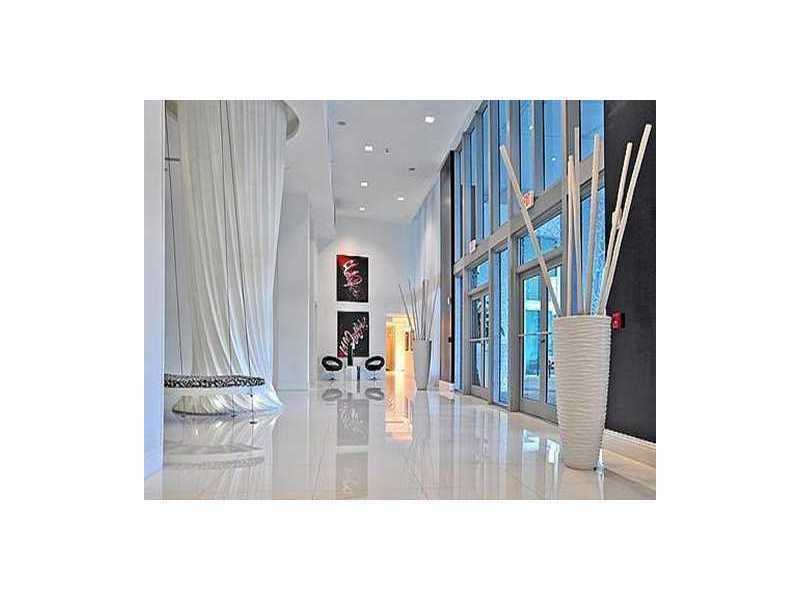 350 South MIAMI AV, Miami, FL 33130