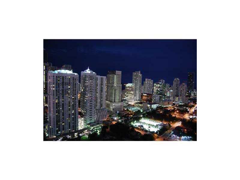 350 South MIAMI AV, Miami, FL 33130