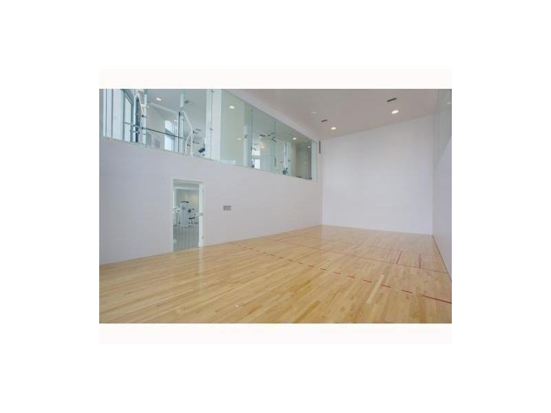 350 South Miami Ave, Miami, FL 33130
