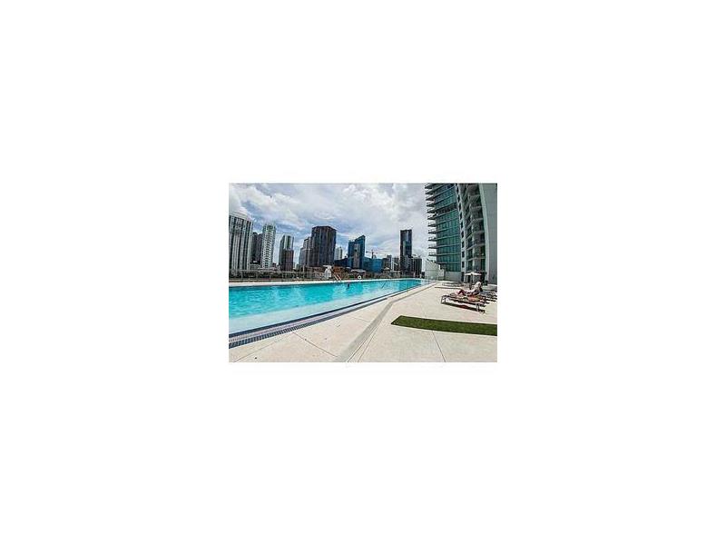 92 Southwest 3rdST, Miami, FL 33130