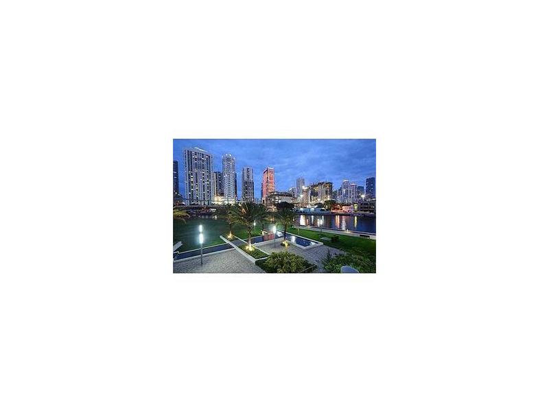 92 Southwest 3rdST, Miami, FL 33130