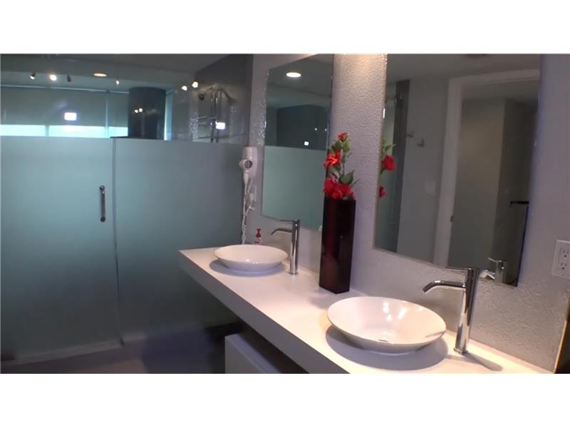92 SW 3rd St 3910, Miami, FL 33130