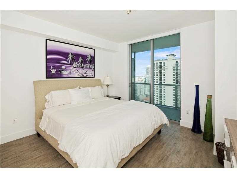 1111 Southwest 1st Ave, Miami, FL 33130