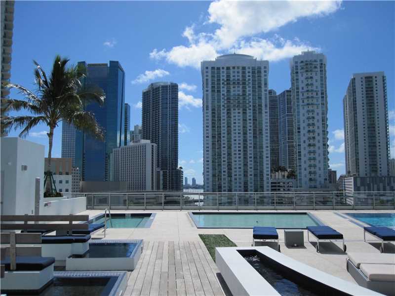 92 Southwest 3rd St, Miami, FL 33130