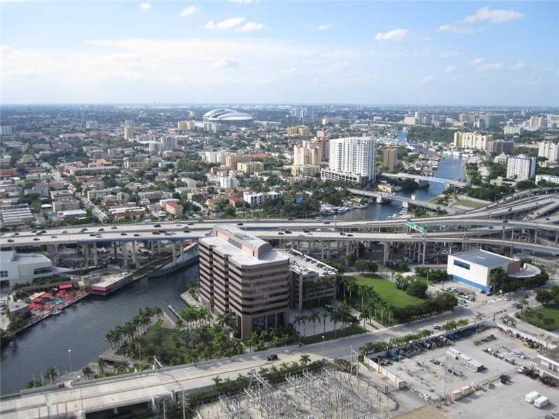 92 Southwest 3rd St, Miami, FL 33130