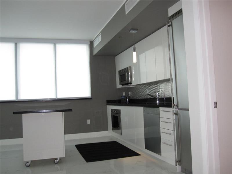 92 Southwest 3rd St, Miami, FL 33130