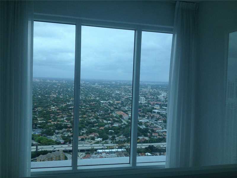 60 Southwest 13th St, Miami, FL 33130