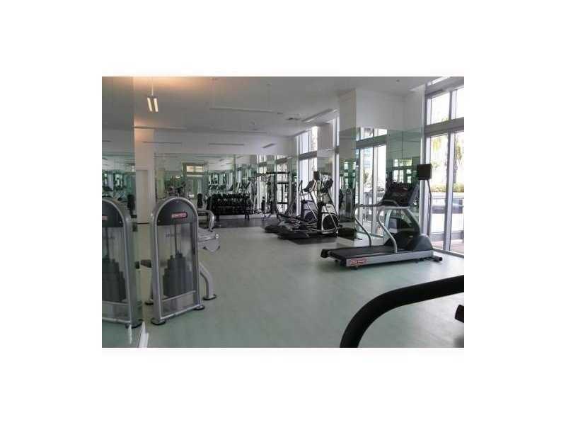 90 Southwest 3rd St, Miami, FL 33130