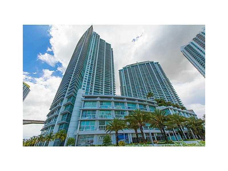 92 Southwest 3rd St, Miami, FL 33130