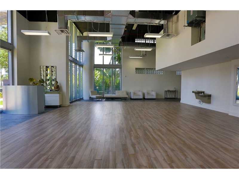 92 Southwest 3rd St, Miami, FL 33130
