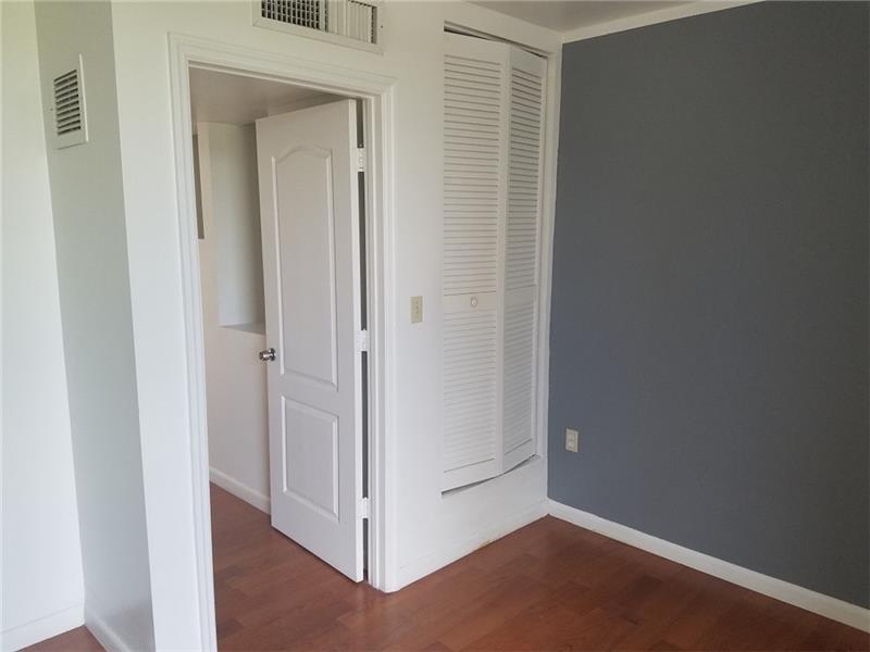 450 Southwest 3rd St, Miami, FL 33130